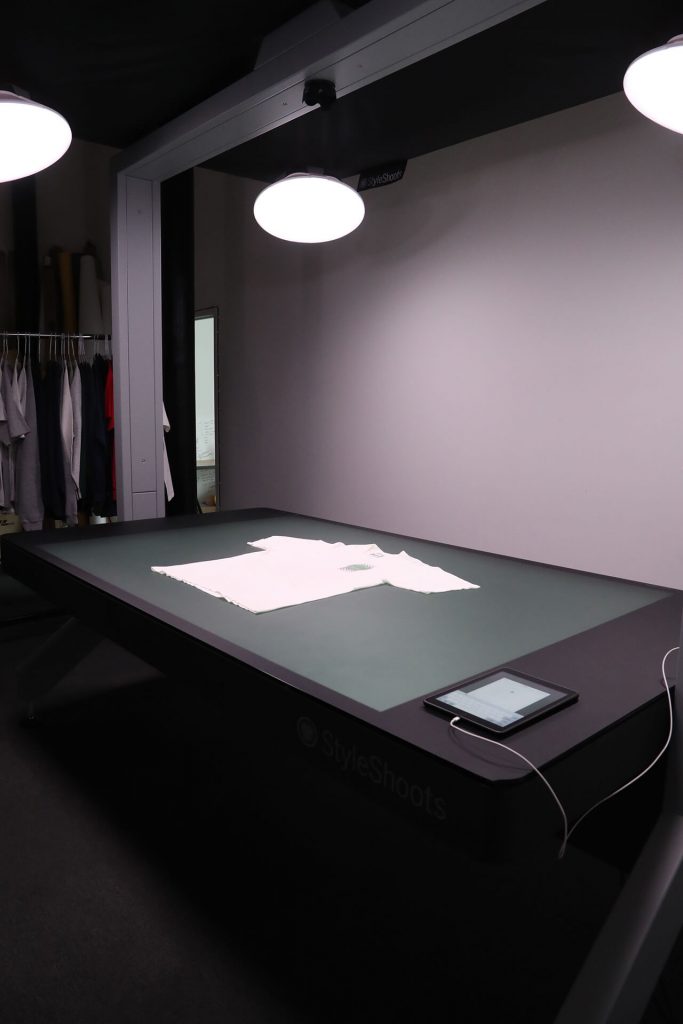 Automation Flat Lay Machine capturing fashion and shirts for e-commerce and digital channels